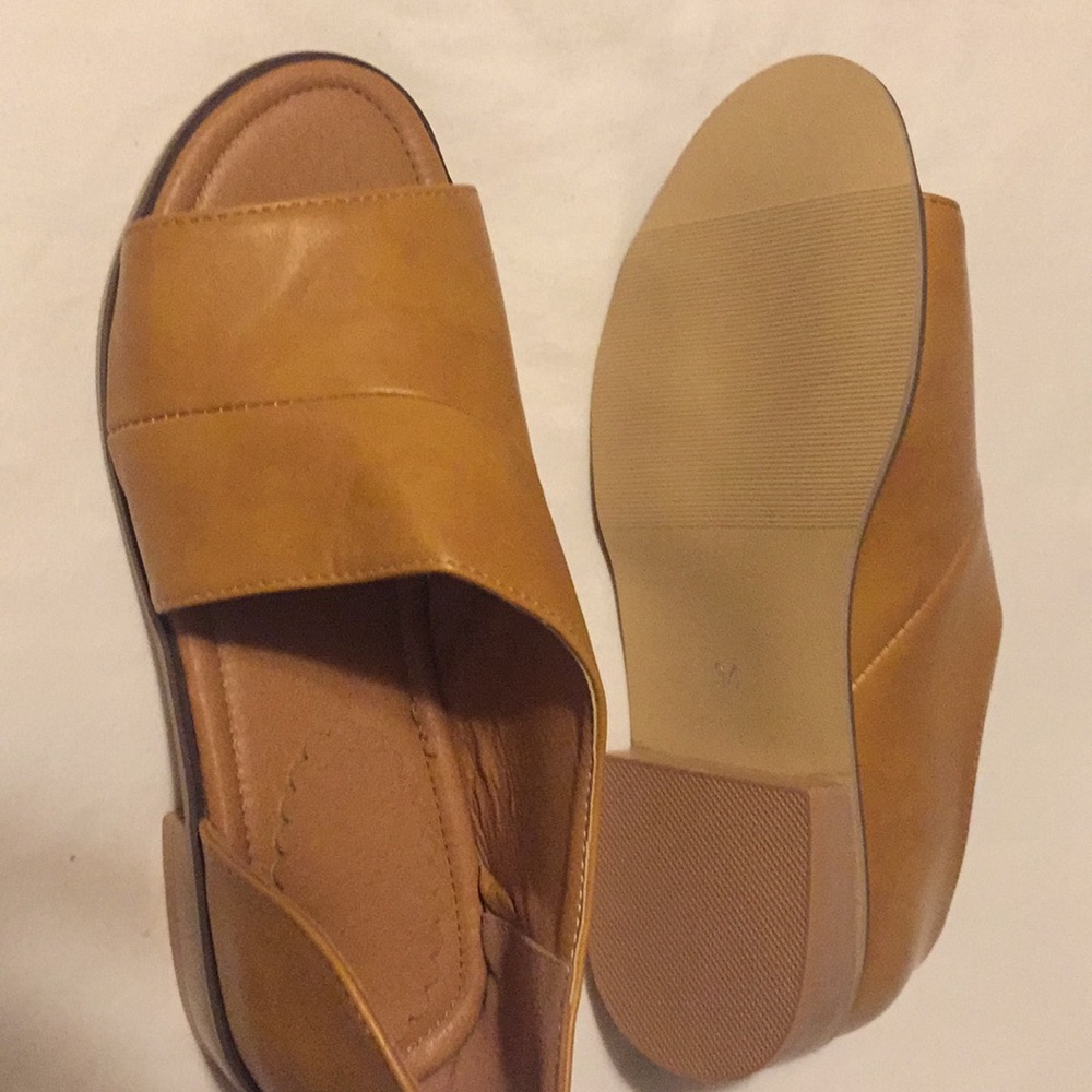 Shoes - Picture 2 of 4